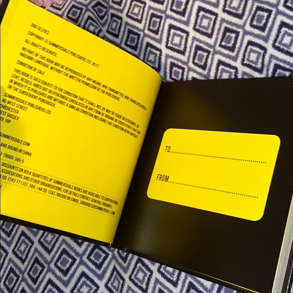 (CLOSET CLOSING FINAL SALE) Dog Selfies book by Charlie Ellis - Picture 5 of 5